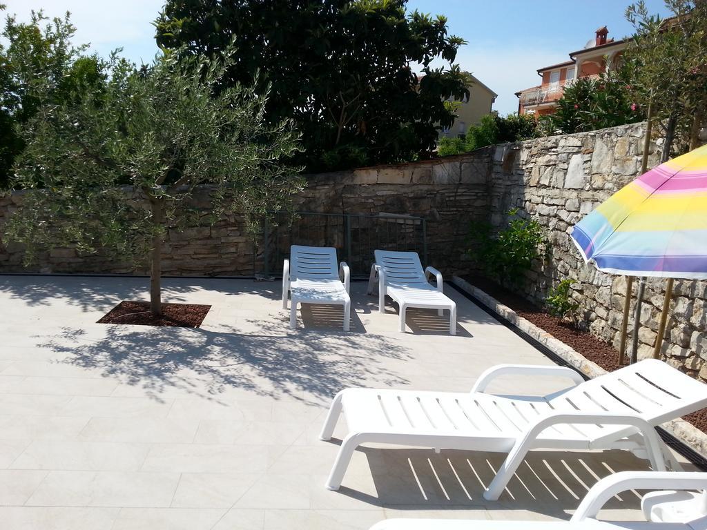 Summer Delight Apartments Savudrija Kültér fotó